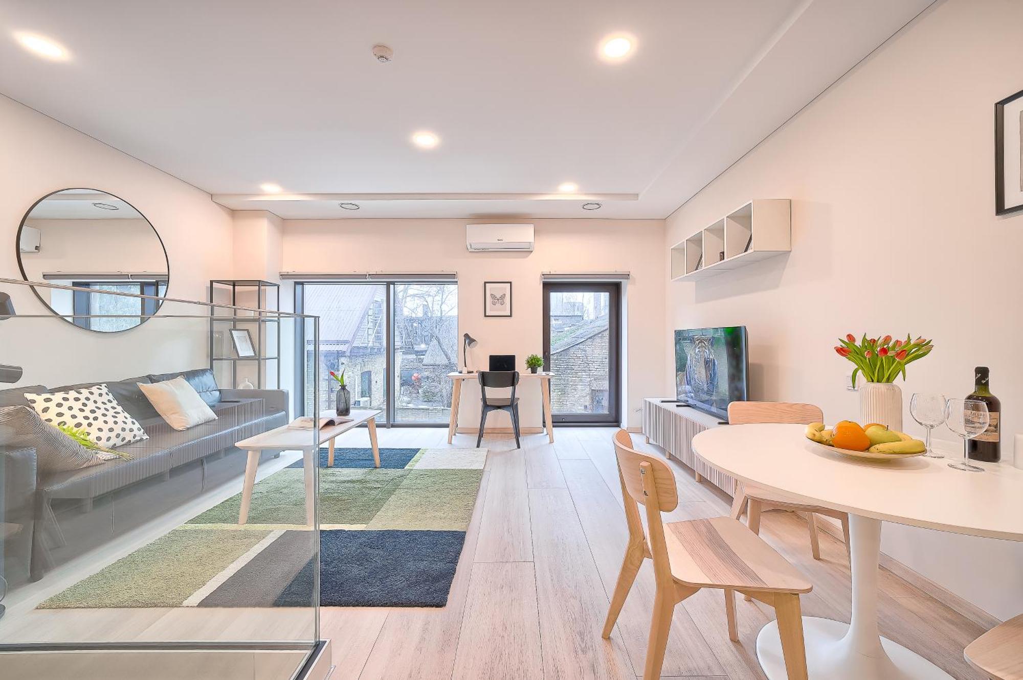 Business-Class Apartments 2 X Free Parking X Self Check In 24X7 Вильнюс Экстерьер фото